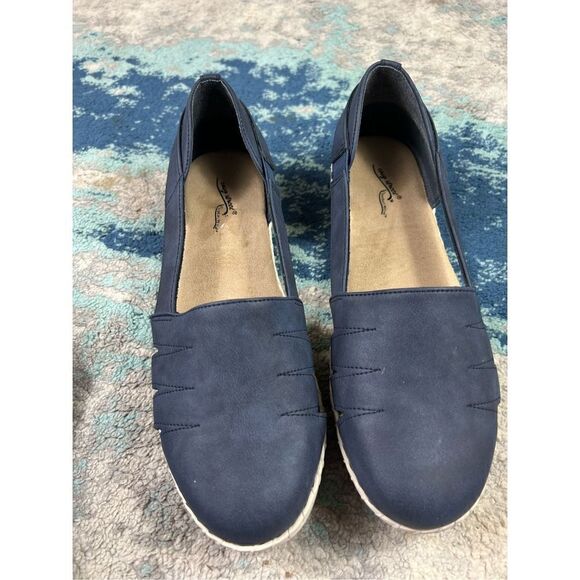 Easy Street Comfort Wave Navy Shoes Size 9M - Picture 1 of 4